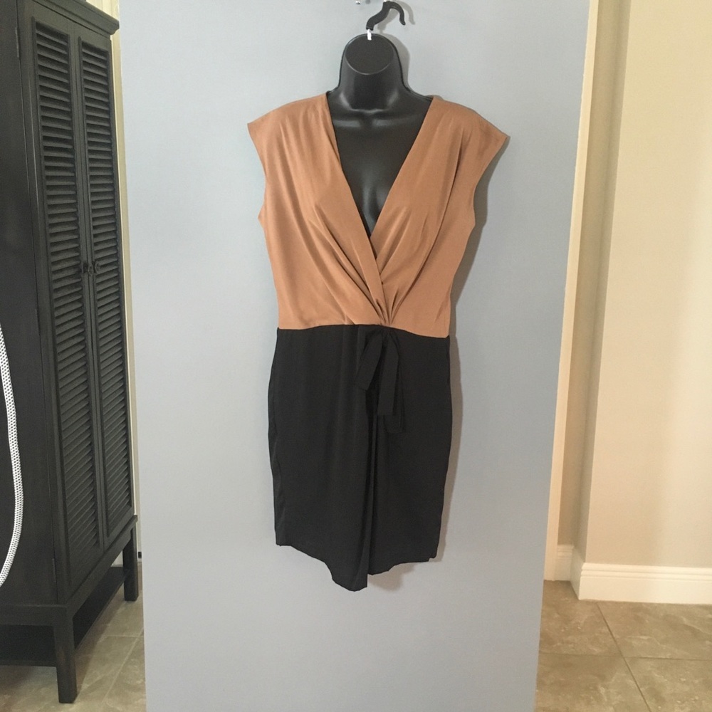 Saks Black Label Color-block Cocktail Dress
